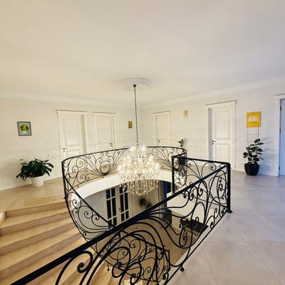 Miete eines geräumigen dreistöckigen Hauses, Makhinjauri, Batumi, Georgien