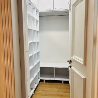 Miete eines geräumigen dreistöckigen Hauses, Makhinjauri, Batumi, Georgien