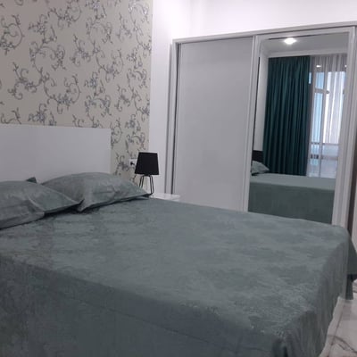 Helle und komfortable Wohnung zur Miete, 56 m², Batumi, Georgien