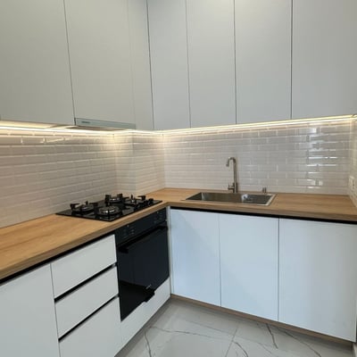 Alquiler de moderno apartamento amueblado, 58 m², Tbilisi, Georgia