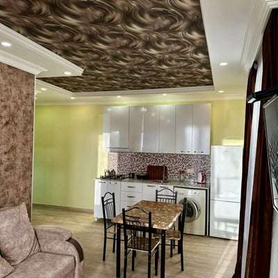 Zu vermieten: Helles 44 m² Apartment in Meeresnähe, Batumi, Georgien