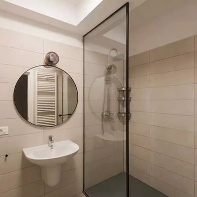 Alquiler de un moderno apartamento de 2 habitaciones, 56 m², Uno Residence, Brașov, Rumanía