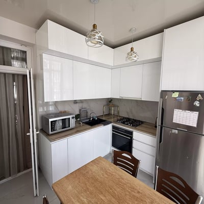 Long-term rental of 5-room apartment 90 m², Khimshiashvili district, Batumi, Georgia