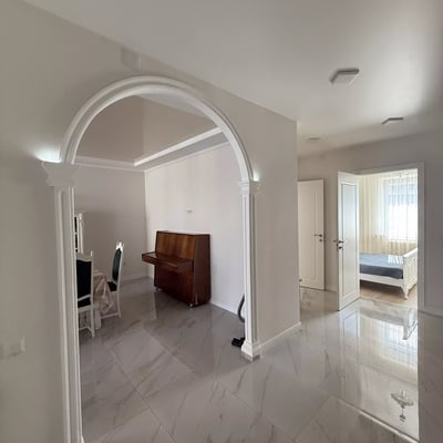 Long-term rental of 5-room apartment 90 m², Khimshiashvili district, Batumi, Georgia