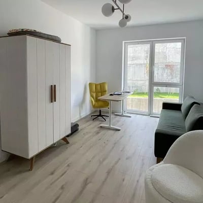 Долгосрочная аренда 2-комнатной квартиры, 65 м², в Брашове, Румыния