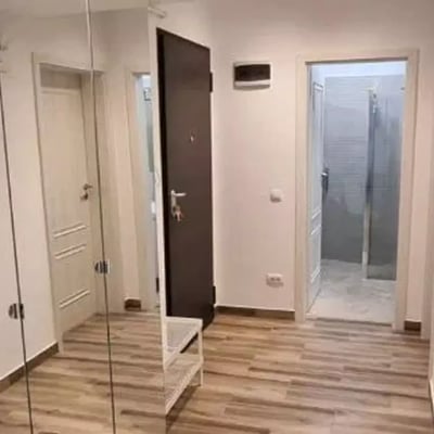 Location longue durée d’un appartement de 2 pièces, 56 m², secteur 6, Bucarest, Roumanie