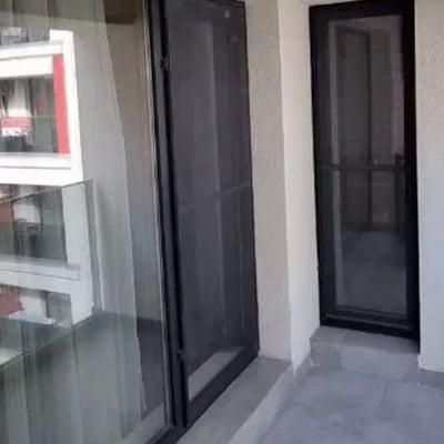 Location longue durée d’un appartement de 2 pièces, 56 m², secteur 6, Bucarest, Roumanie