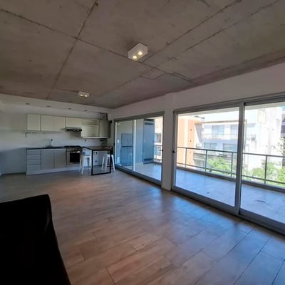 Alquiler de amplio y luminoso apartamento, Buenos Aires, Argentina