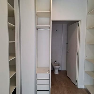 Alquiler de amplio y luminoso apartamento, Buenos Aires, Argentina