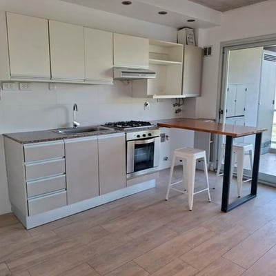 Alquiler de amplio y luminoso apartamento, Buenos Aires, Argentina