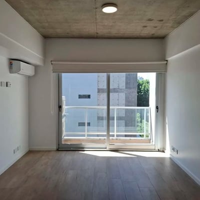 Alquiler de amplio y luminoso apartamento, Buenos Aires, Argentina