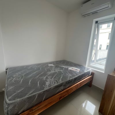 Alquiler de ático espacioso con balcón, Da Nang, Vietnam
