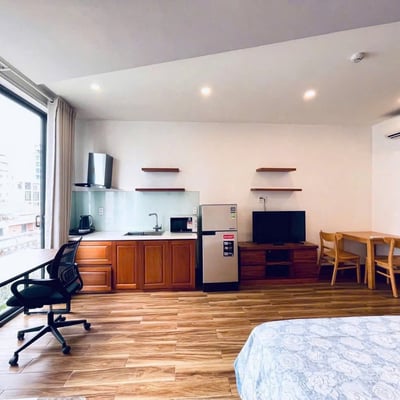 Location d'un studio chaleureux et meublé avec balcon, Da Nang, Vietnam