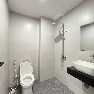 Rent a modern, furnished apartment near the beach, Da Nang, Vietnam