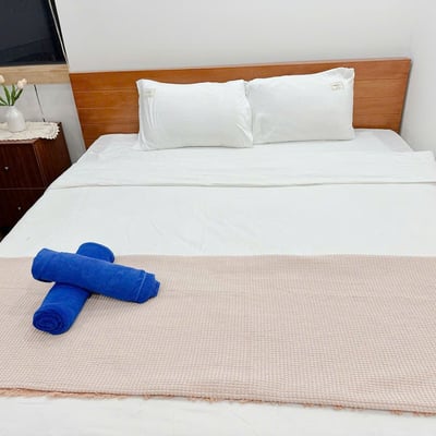 Rent a bright, furnished apartment near the beach, Da Nang, Vietnam