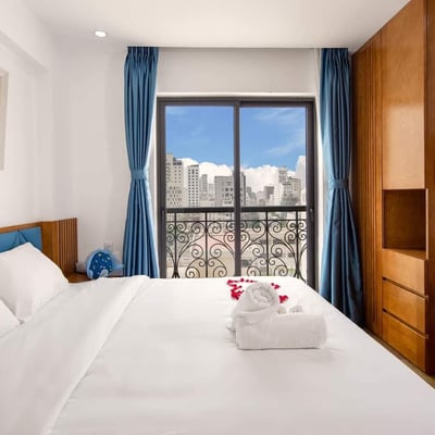 Rent a chic, furnished apartment near the beach, Da Nang, Vietnam