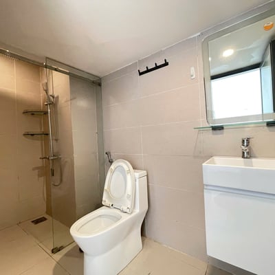 Rent a unique, furnished duplex apartment, Son Tra, Da Nang, Vietnam