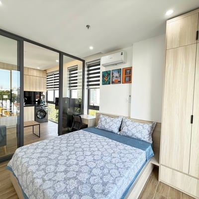Rent a modern, furnished apartment near the beach, Da Nang, Vietnam
