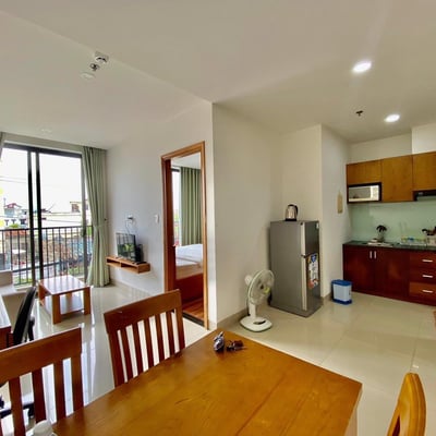 Rent a cozy, furnished apartment near the beach, Son Tra, Da Nang, Vietnam