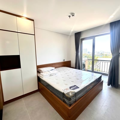 Rent of a modern, spacious 2-bedroom apartment near the beach, Da Nang, Vietnam