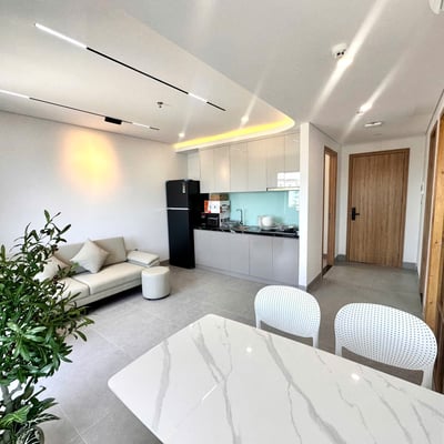 Rent of a modern, spacious 2-bedroom apartment near the beach, Da Nang, Vietnam