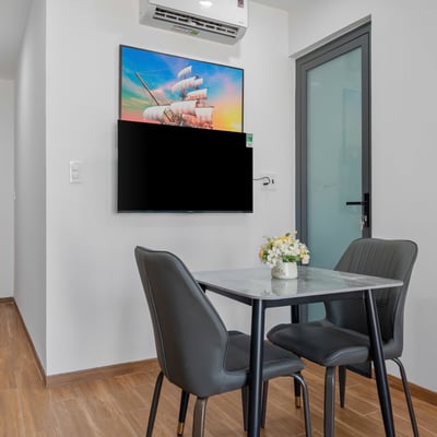 Rent a bright, comfortable apartment near the beach, Son Tra, Da Nang, Vietnam