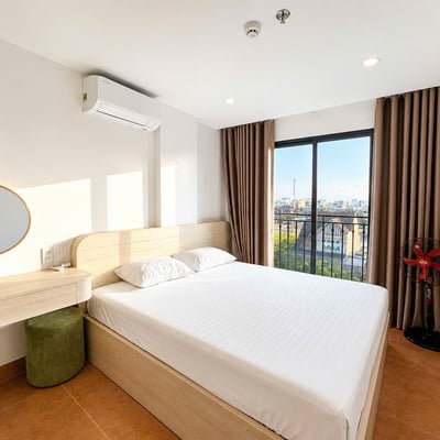 Rent a bright, furnished apartment near the beach, Ngu Hanh Son, Da Nang, Vietnam