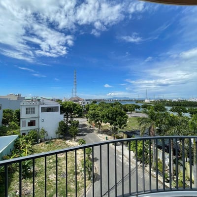 Vermietung eines neuen Studios mit Flussblick, Da Nang, Vietnam