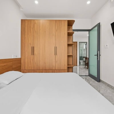 Rent a bright, furnished apartment near the beach, Ngu Hanh Son, Da Nang, Vietnam