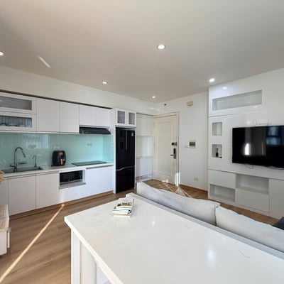 Se alquila apartamento nuevo y moderno cerca de la playa, Da Nang