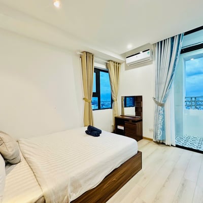 Appartement spacieux d'une chambre à louer avec vue sur la ville, Da Nang
