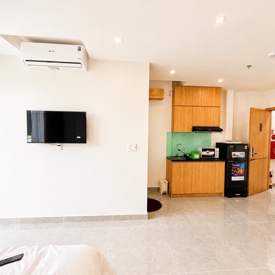 New Bright Studio for Rent Near the Beach, Da Nang, Vietnam