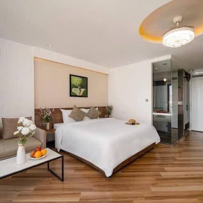 Bright, furnished studio apartment for rent near the beach, Da Nang, Vietnam