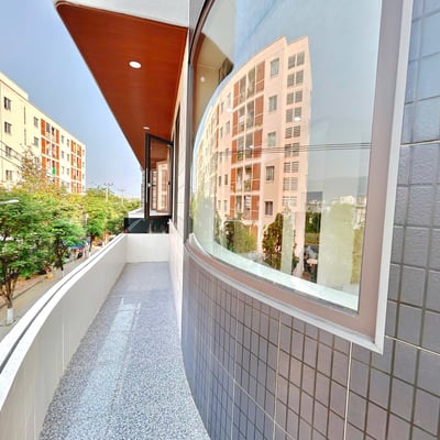 Location d'un appartement moderne et entièrement meublé avec vue sur la montagne, Da Nang, Vietnam