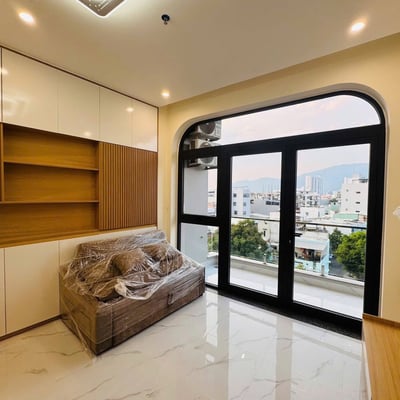 Location d'un appartement neuf et entièrement meublé avec balcon, Son Tra, Da Nang, Vietnam