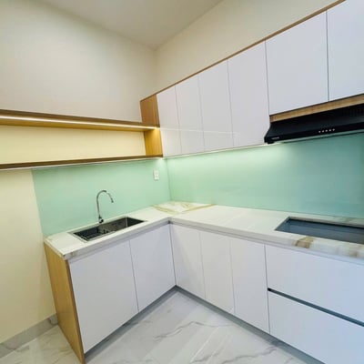 Location d'un appartement neuf et entièrement meublé avec balcon, Son Tra, Da Nang, Vietnam