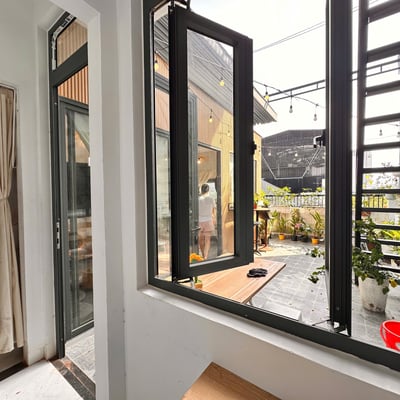 Bright, cozy penthouse for rent with garden balcony, Da Nang, Vietnam