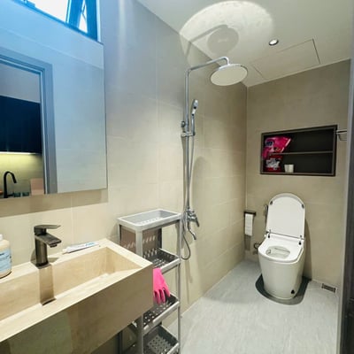 Luxury Fully Furnished 1-Bedroom Apartment for Rent in Hai Chau, Da Nang