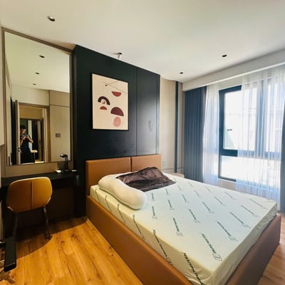 Luxury Fully Furnished 1-Bedroom Apartment for Rent in Hai Chau, Da Nang
