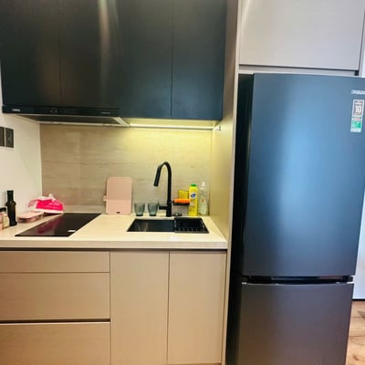 Luxury Fully Furnished 1-Bedroom Apartment for Rent in Hai Chau, Da Nang