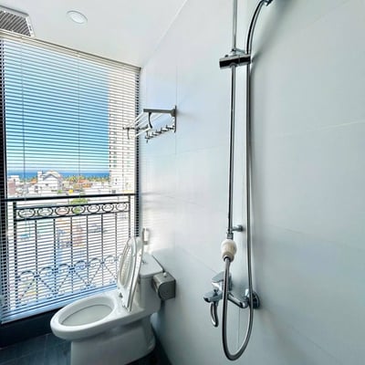 Furnished apartment for rent (near My Khe Beach), Da Nang, Vietnam