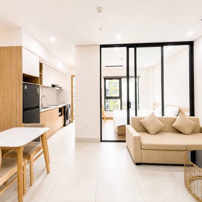 Modern, furnished apartment in a new building (near the beach), Da Nang, Vietnam