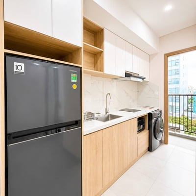 Modern, furnished apartment in a new building (near the beach), Da Nang, Vietnam