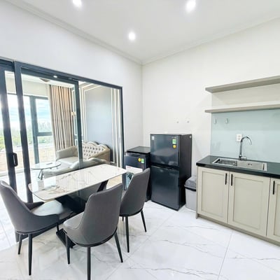 Stilvolle Luxuswohnung mit Meerblick zur Miete, Da Nang, Vietnam