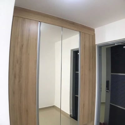 Mieten Sie eine gemütliche, möblierte 100 m² Wohnung im Blooming Tower, Da Nang