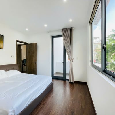 Alquiler de una casa de lujo y luminosa de 350 m² con un hermoso jardín en el distrito de Hai Chau, Da Nang, Vietnam