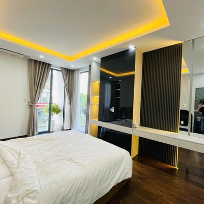 Alquiler de una casa de lujo y luminosa de 350 m² con un hermoso jardín en el distrito de Hai Chau, Da Nang, Vietnam