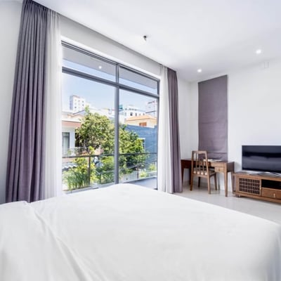 Modern, bright villa for rent with pool and garden, Da Nang, Vietnam