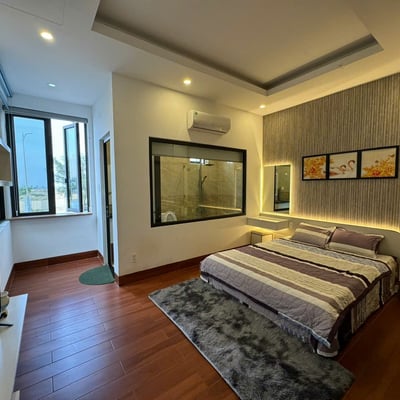 Location d'une maison moderne avec piscine proche de la mer, Da Nang, Vietnam