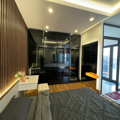 Location d'une maison moderne avec piscine proche de la mer, Da Nang, Vietnam